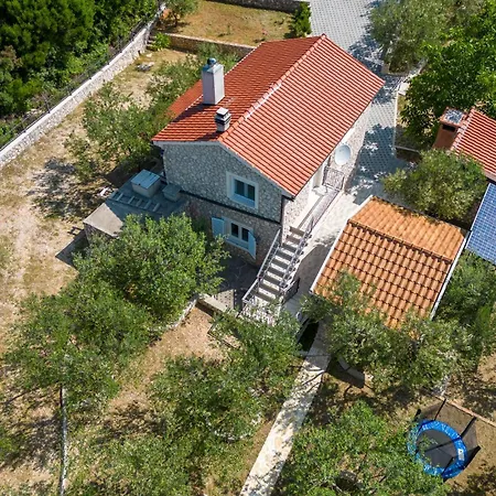 Сasa de vacaciones Two-bedroom In *